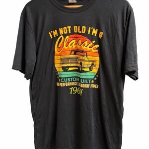 Men’s Graphic 1964 T “I’m not old I’m a classic”